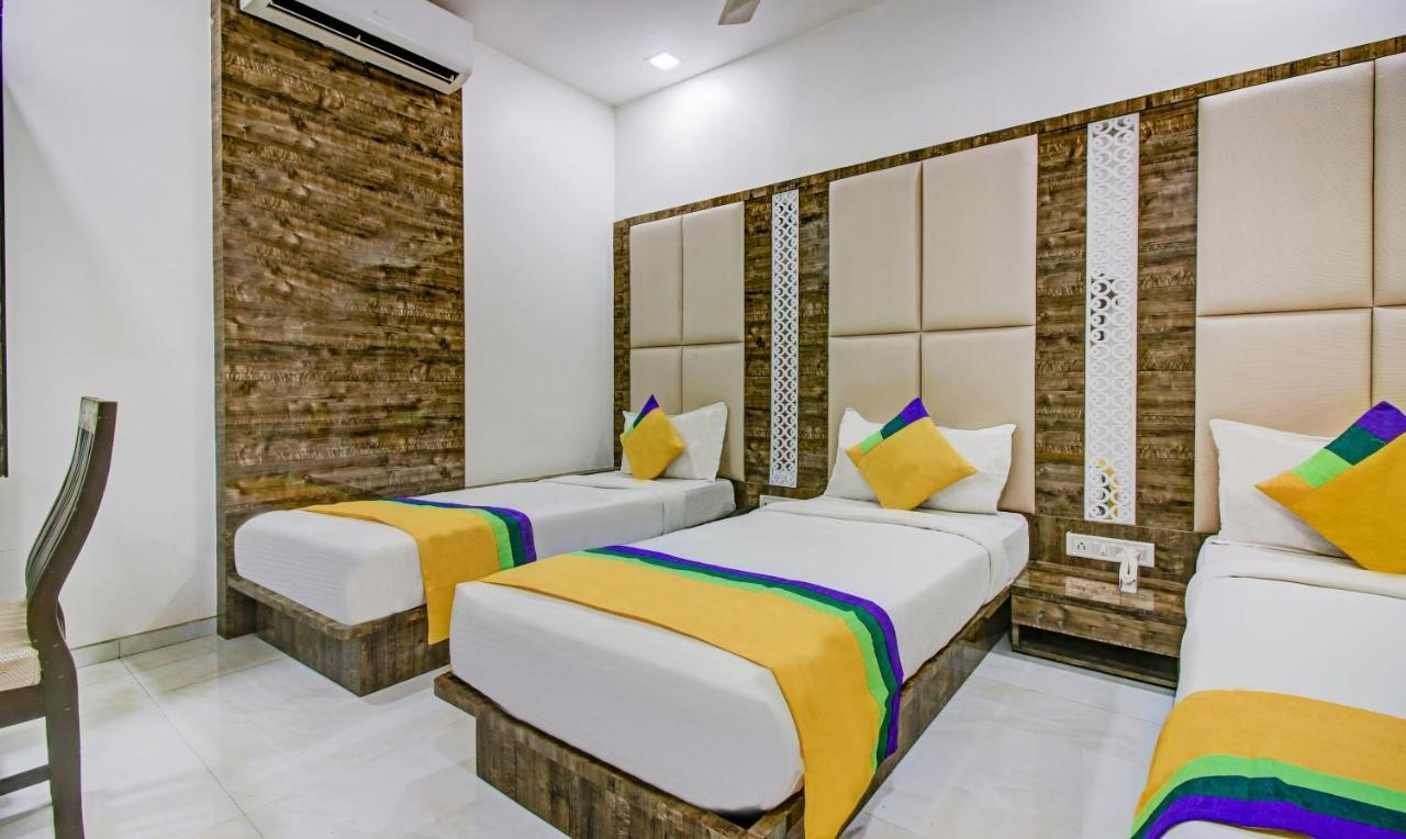 Hotel Magnet Terminal-2 มุมไบ ภายนอก รูปภาพ
