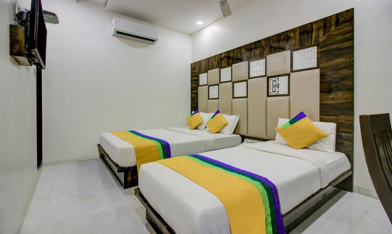 Hotel Magnet Terminal-2 มุมไบ ภายนอก รูปภาพ